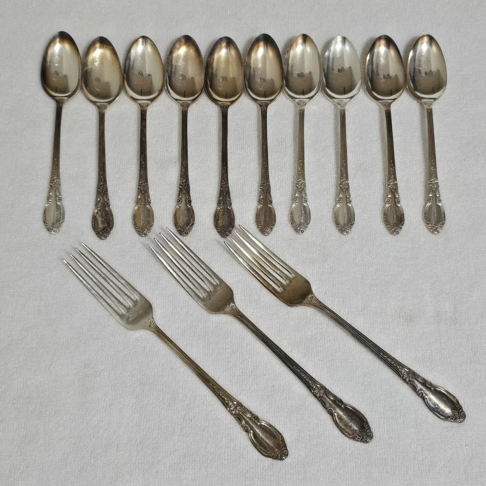Oneida 1881 Rogers Enchantment Serving Utensils Silver Plate LondonTown 13 Pcs